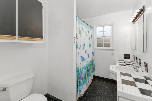 1429 N Campus Ave, Ontario CA: https://media.crmls.org/mediaz/450a7402-32bd-449c-8671-45752b46e262.jpg