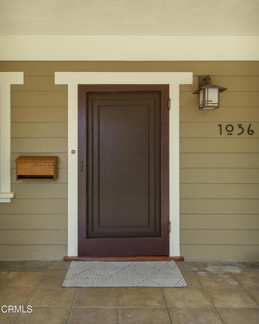 1036 N Chester Avenue, Pasadena CA: https://media.crmls.org/mediaz/450ad15e-ffbe-423e-ac79-8fa8f6c019f0.jpg