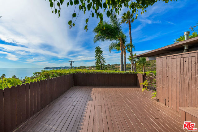 Drew Fenton | 27058 Sea Vista Drive Malibu CA | MLS: 6875395