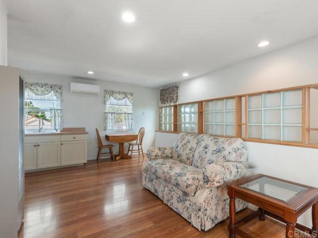 Detail Gallery Image 26 of 30 For 4839 Winona Ave, San Diego,  CA 92115 - 4 Beds | 3 Baths