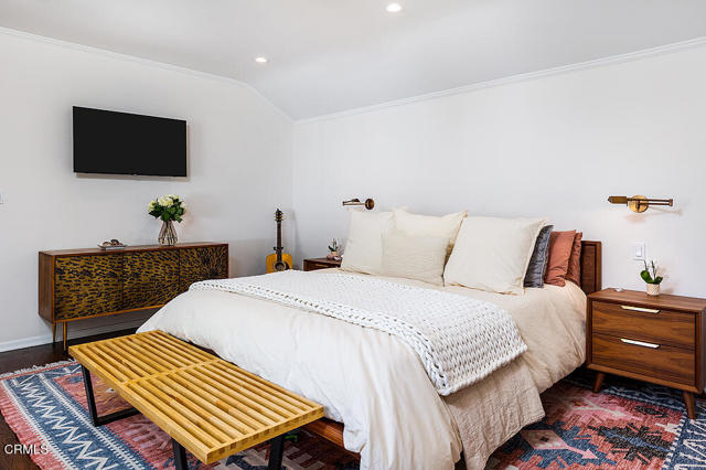 185 Glen Summer Road, Pasadena CA: https://media.crmls.org/mediaz/450b7af7-22cc-448d-b72a-7665472d2faa.jpg