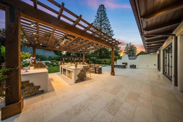 830 Bromfield Road, San Mateo CA: https://media.crmls.org/mediaz/450e1f4e-b440-4da0-8c18-3077caf4d9a1.jpg