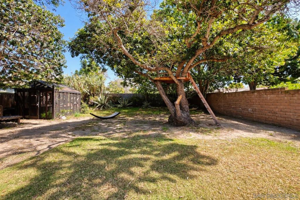 1430 Marshall Street - photo 14