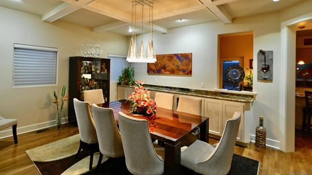 3435 Dickens, San Diego CA: https://media.crmls.org/mediaz/450f9f40-a01e-4637-afa4-adc5857cbea5.jpg