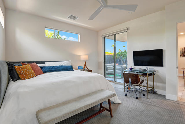 179 The Riv, Palm Springs CA: https://media.crmls.org/mediaz/45105c20-48c8-433b-ae13-21e39a3d4b07.jpg