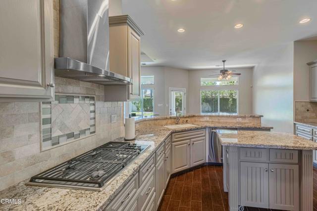 15617 Screaming Eagle Avenue, Bakersfield CA: https://media.crmls.org/mediaz/45108888-0d18-4bb1-a937-722c749e48e7.jpg