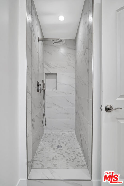 https://media.crmls.org/mediaz/4510bd3e-e1ed-4d02-a695-5cf467debb71.jpg?preset=X-Large