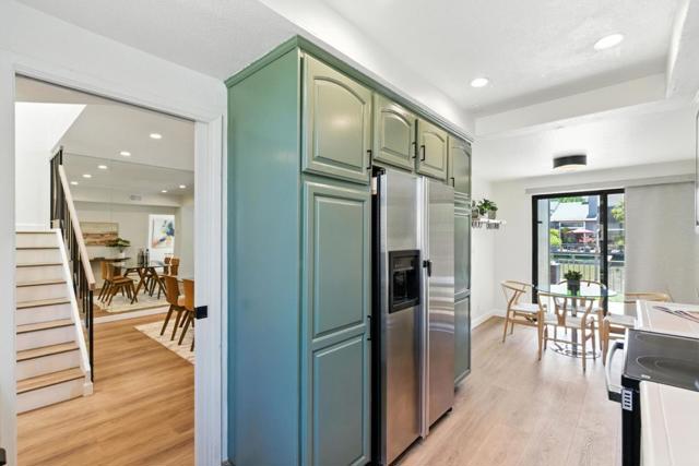 588 Marlin Court, Redwood City CA: https://media.crmls.org/mediaz/451195c2-3a17-406e-ba94-02e4b71b501f.jpg