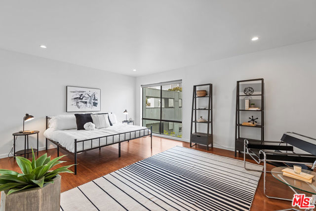 1887 Greenfield Avenue, Los Angeles CA: https://media.crmls.org/mediaz/4511bc29-e00d-4c3d-bd10-7935a6490fd1.jpg