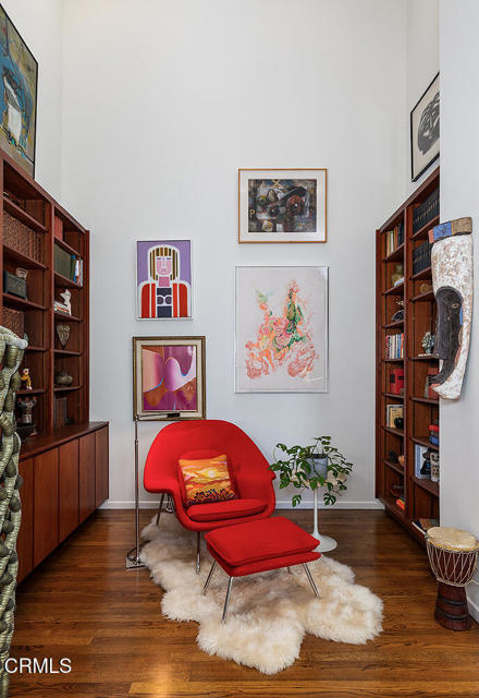 1055 Sherwood Road, San Marino CA: https://media.crmls.org/mediaz/45120feb-474f-4cbd-9e85-d98cc99e93f5.jpg