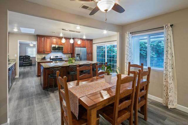 750 Mission Ave, Chula Vista CA: https://media.crmls.org/mediaz/4512d0fa-87f6-40ed-a31b-d64aadd68b3a.jpg