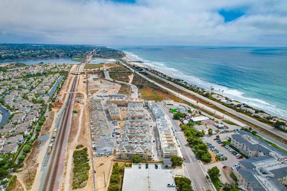 MLS #250033783SD img 17