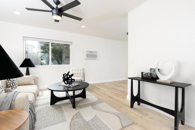 11187 Kelowna Rd, San Diego CA: https://media.crmls.org/mediaz/4513314e-d7d2-4889-937f-ede747c74f27.jpg