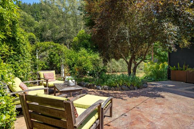 3714 Purling Brook, Soquel CA: https://media.crmls.org/mediaz/45137f4b-ab35-483a-9a37-0b09d6f24994.jpg