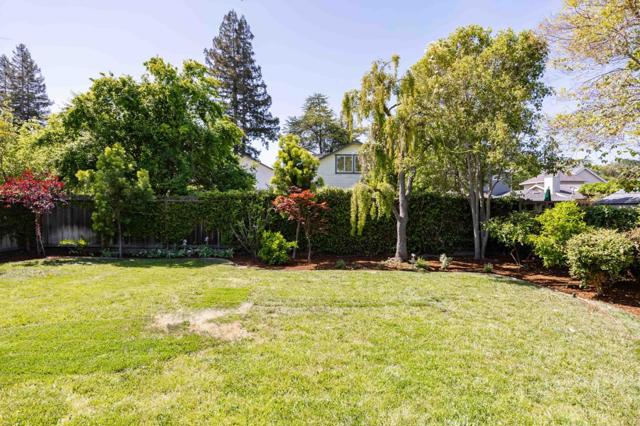 590 Military Way, Palo Alto CA: https://media.crmls.org/mediaz/4513cbe4-465b-4c85-bb61-140bdb615d7e.jpg