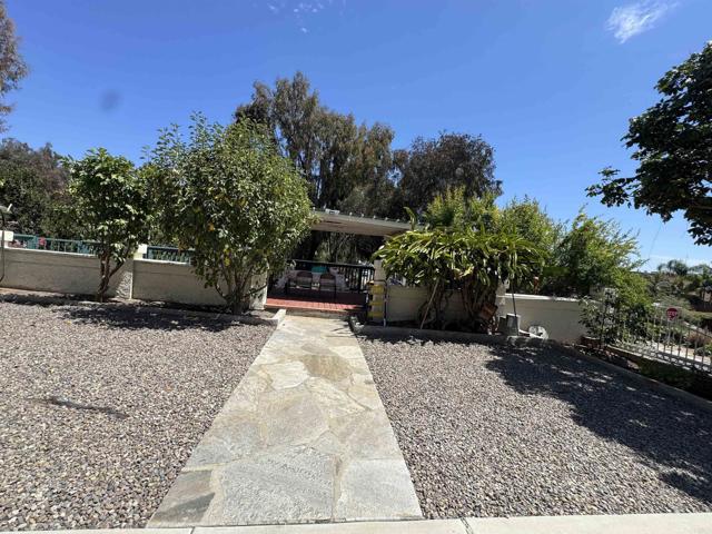 14305 EL VESTIDO STREET, San Diego CA: https://media.crmls.org/mediaz/45145ecf-3507-4dc8-98b2-caa8195a312a.jpg