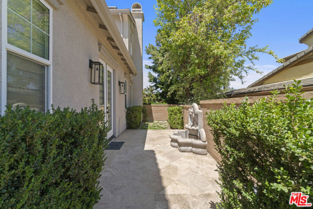Image 42 of 52 For 8639 Edelweiss Drive