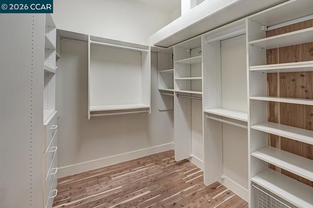 Image 31 of 59 For 539 High Eagle Ct