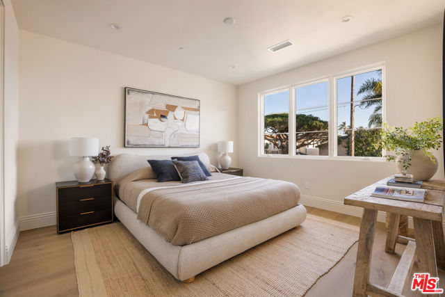 657 27th Street photo 20