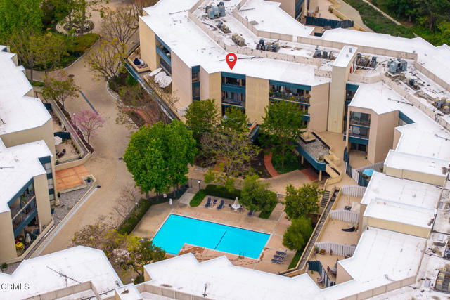 4499 Via Marisol, Los Angeles CA: https://media.crmls.org/mediaz/45152f03-fe0d-41b4-888b-89b2ddc42eb9.jpg
