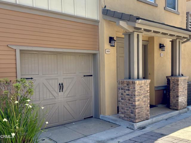 1430 Windshore Way, Oxnard CA: https://media.crmls.org/mediaz/45155375-14aa-4b5a-afb6-b58d92757598.jpg