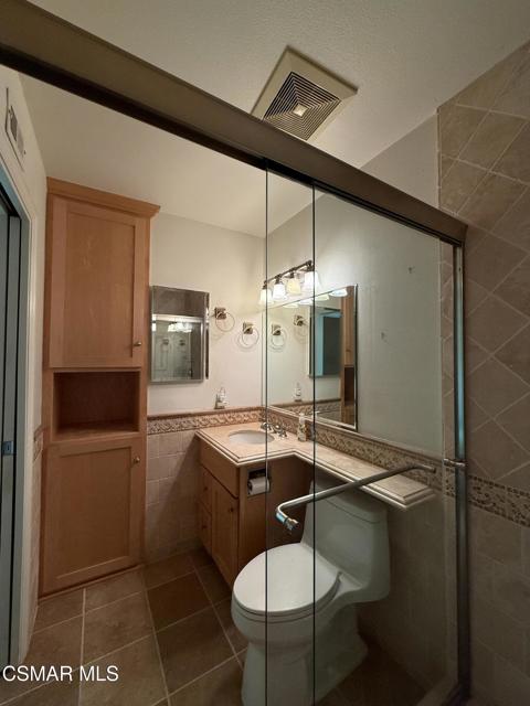 2321 Century Avenue, Simi Valley CA: https://media.crmls.org/mediaz/451665cd-725d-4967-bd7f-e443b4262b58.jpg