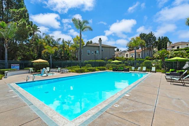 Detail Gallery Image 73 of 75 For 2327 Falkirk Row, La Jolla,  CA 92037 - 3 Beds | 3/1 Baths