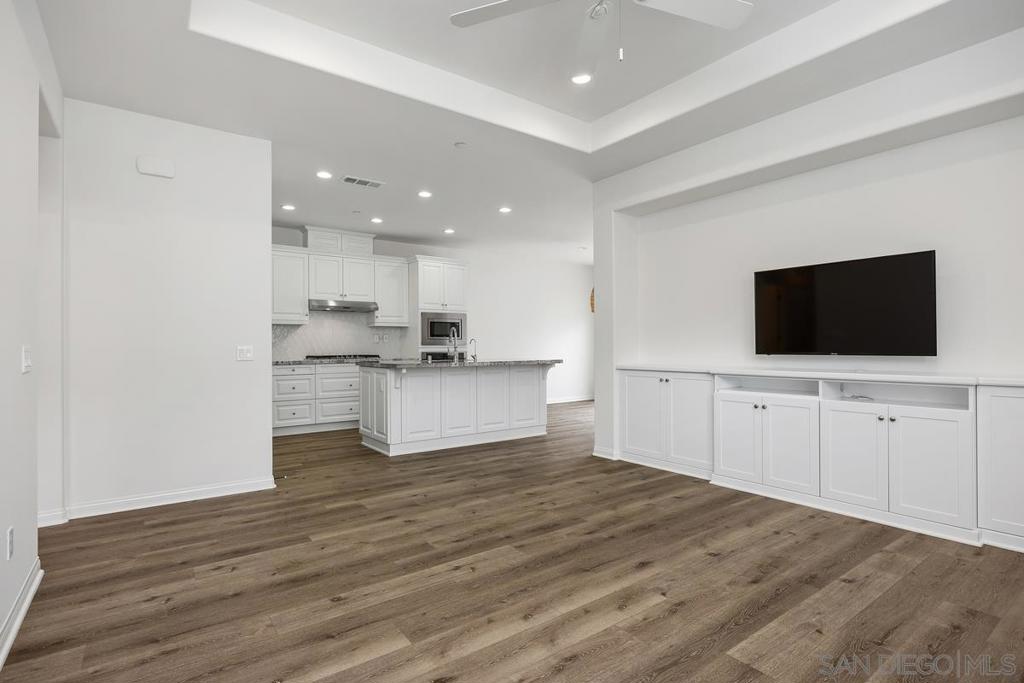 8169 Auberge Cir - photo 5