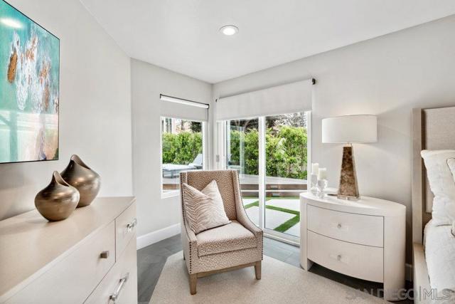 12 Mardi Gras Rd, Coronado CA: https://media.crmls.org/mediaz/4518058c-6405-4be7-9dc8-867826232903.jpg