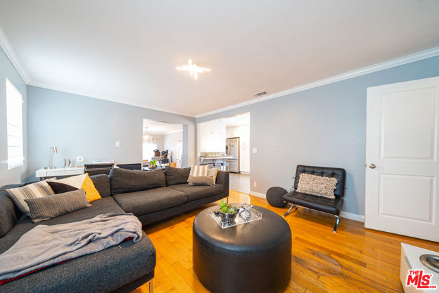 7720 KYLE Street photo 4