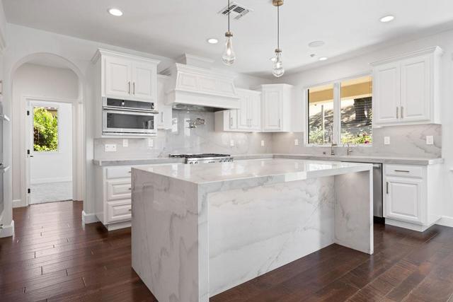 2953 Pebble Beach Circle, Fairfield CA: https://media.crmls.org/mediaz/4518f3dc-8520-43c4-911a-ab69f06ee065.jpg