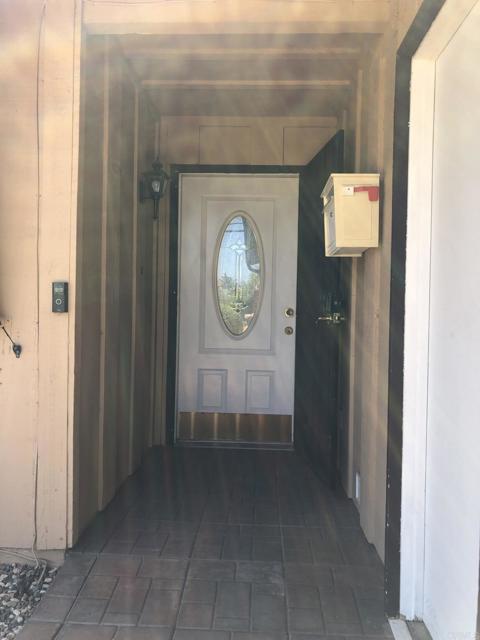 1681 E Mission Avenue, Escondido CA: https://media.crmls.org/mediaz/4519140c-2f60-4ccd-9944-fb9a6a95fffe.jpg