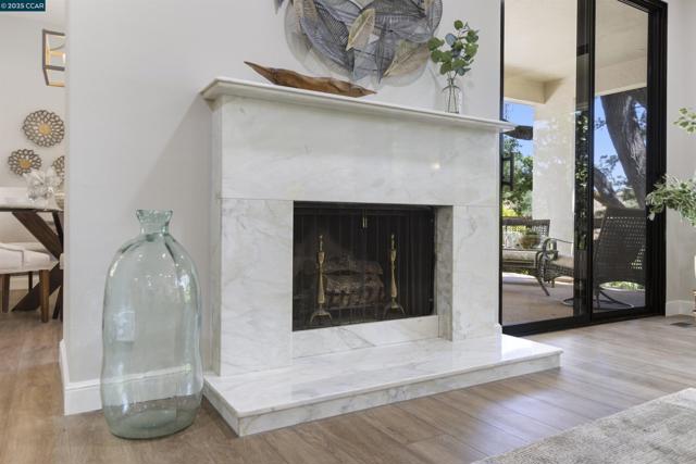 1285 Avenida Sevilla, Walnut Creek CA: https://media.crmls.org/mediaz/451965f3-7a7b-40bd-9639-ea1c73317cf1.jpg
