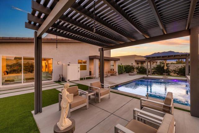 10 Iridium Way, Rancho Mirage, CA 92270