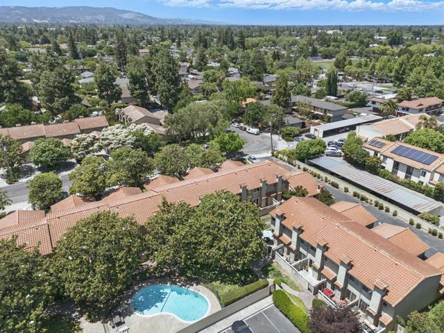 118 Salice Way, Campbell CA: https://media.crmls.org/mediaz/451a719a-10d4-4071-9356-2f831271f6e0.jpg
