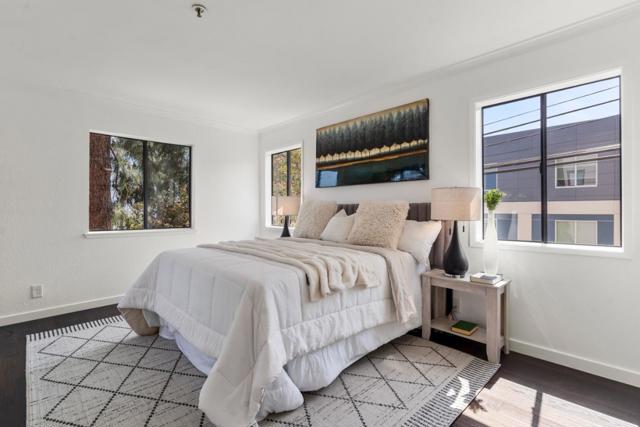 1 Laurel Street, San Carlos CA: https://media.crmls.org/mediaz/451be0e7-c681-4a3e-987e-1868695d3ced.jpg