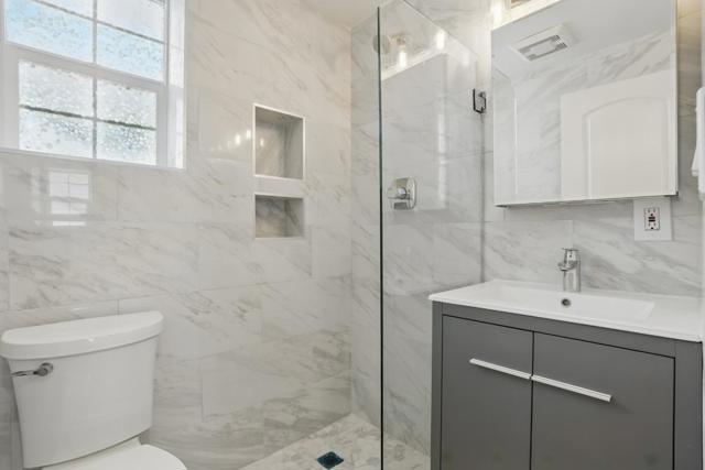 2408 Bartlett Street, Oakland CA: https://media.crmls.org/mediaz/451c4237-5b85-4bc4-ba41-f55e65cfd212.jpg