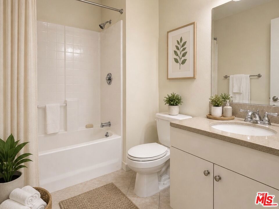 https://media.crmls.org/mediaz/451c54f4-da5d-457c-9462-c14b5cf54433.jpg?preset=X-Large
