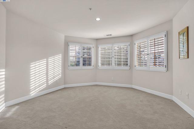 2215 Chardonnay Way, Livermore CA: https://media.crmls.org/mediaz/451db353-2ea2-4e54-ac9f-51a8b2f8f2c8.jpg