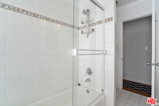 2205 ELM Avenue, Manhattan Beach, California 90266, 2 Bedrooms Bedrooms, ,2 BathroomsBathrooms,Residential,Sold,ELM,22148905