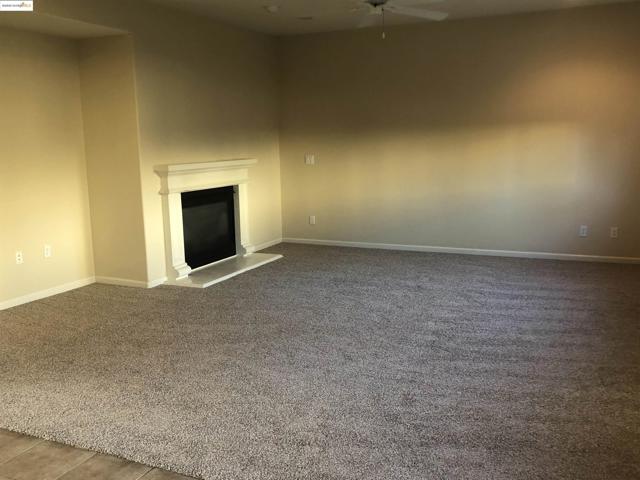 5666 Arcadia Cir, Discovery Bay CA: https://media.crmls.org/mediaz/451f3a85-e9de-4d73-bf49-67f67336fca2.jpg