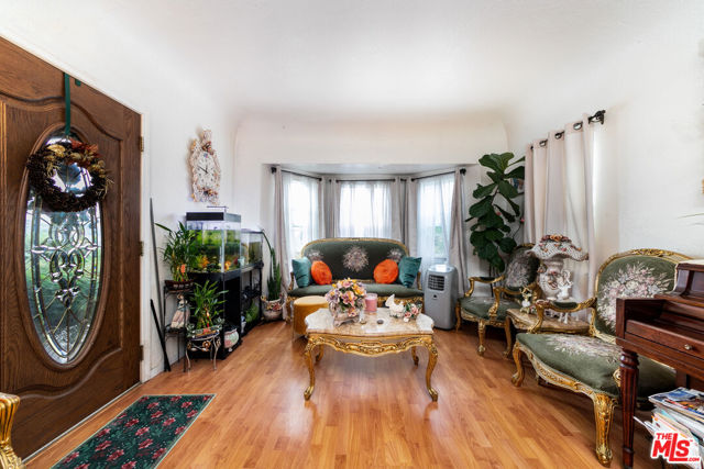 1841 Clyde Avenue, Los Angeles CA: https://media.crmls.org/mediaz/451f5f09-7ffa-40ee-b19c-087d9f8ab616.jpg