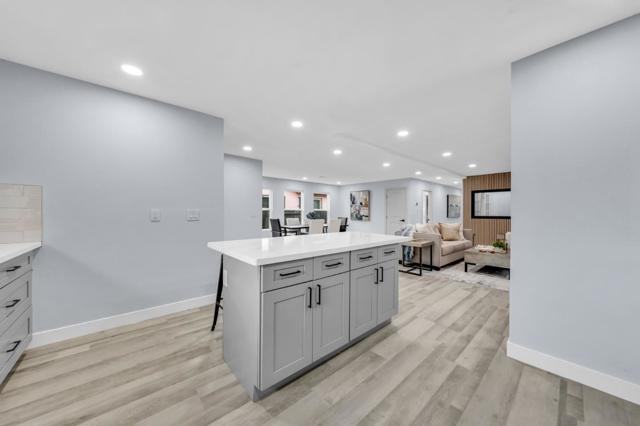 Image 10 of 58 For 721 Clyde Avenue