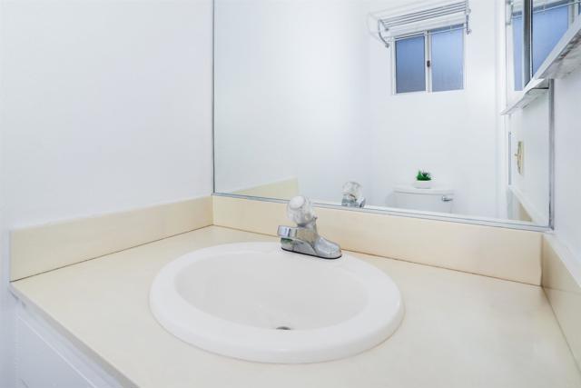 4813 Rising Glen, Oceanside CA: https://media.crmls.org/mediaz/45209785-b9c0-4f17-97d5-1b03824d1db8.jpg