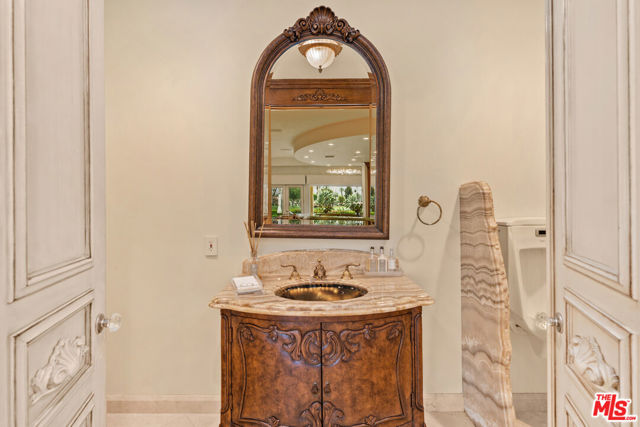 75653 Camino De Paco, Indian Wells CA: https://media.crmls.org/mediaz/452118f3-d9df-4bc2-8250-fe91c0697f6e.jpg