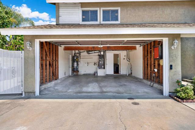 8329 Ildica Street, Lemon Grove CA: https://media.crmls.org/mediaz/45218d38-d0a7-44a2-a2c1-644cb9007f6d.jpg