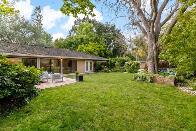 97 Snowden Avenue, Atherton CA: https://media.crmls.org/mediaz/4521c8a2-8494-4482-80b3-40d3b6d98c61.jpg