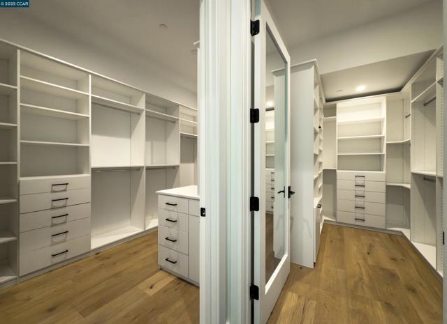 1070 Borrette Court, Napa CA: https://media.crmls.org/mediaz/4523a19a-67f6-44ed-af96-bf45638d89fc.jpg