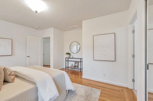25 Overlake Court, Oakland CA: https://media.crmls.org/mediaz/4523bb3e-91bd-43c3-9d73-4a6e4e3559f5.jpg
