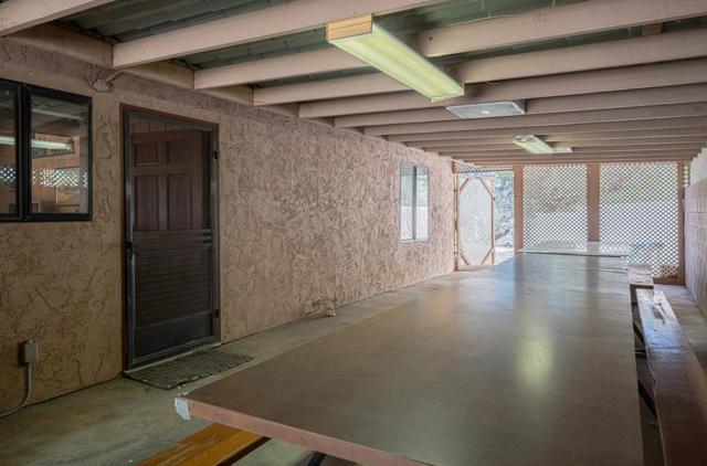 33900 Fabry Road, Soledad CA: https://media.crmls.org/mediaz/4523c179-c89e-4dbe-9afc-6e71003bff80.jpg